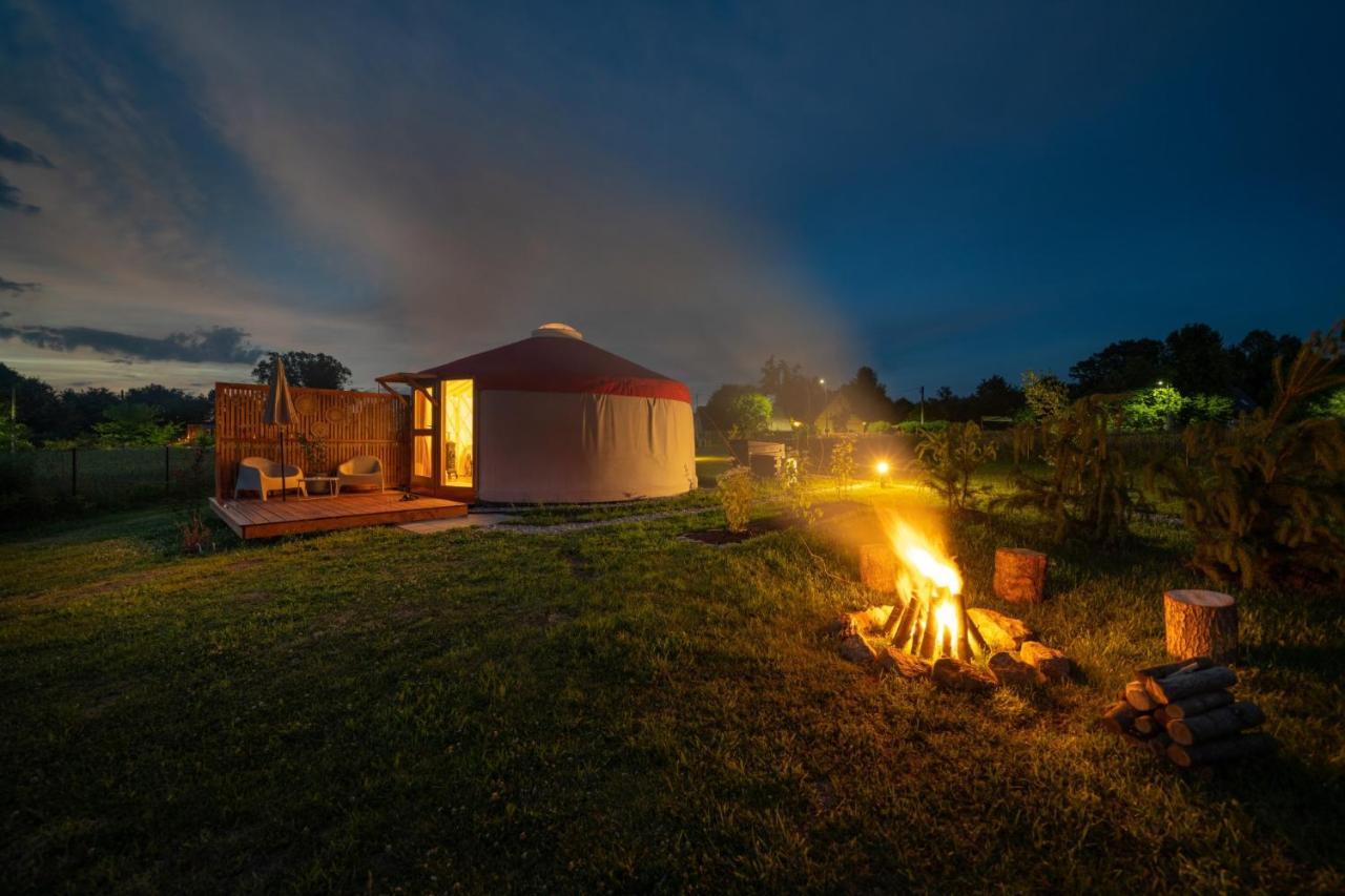 Izera Glamping Adults - Luksusowe Jurty&Spa Gajowka (Lower Silesia) Exterior foto