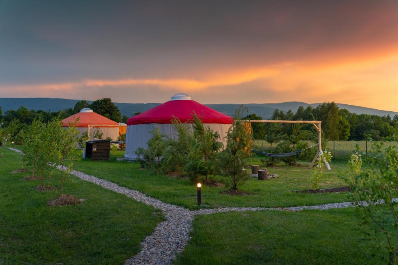 Izera Glamping Adults - Luksusowe Jurty&Spa Gajowka (Lower Silesia) Exterior foto